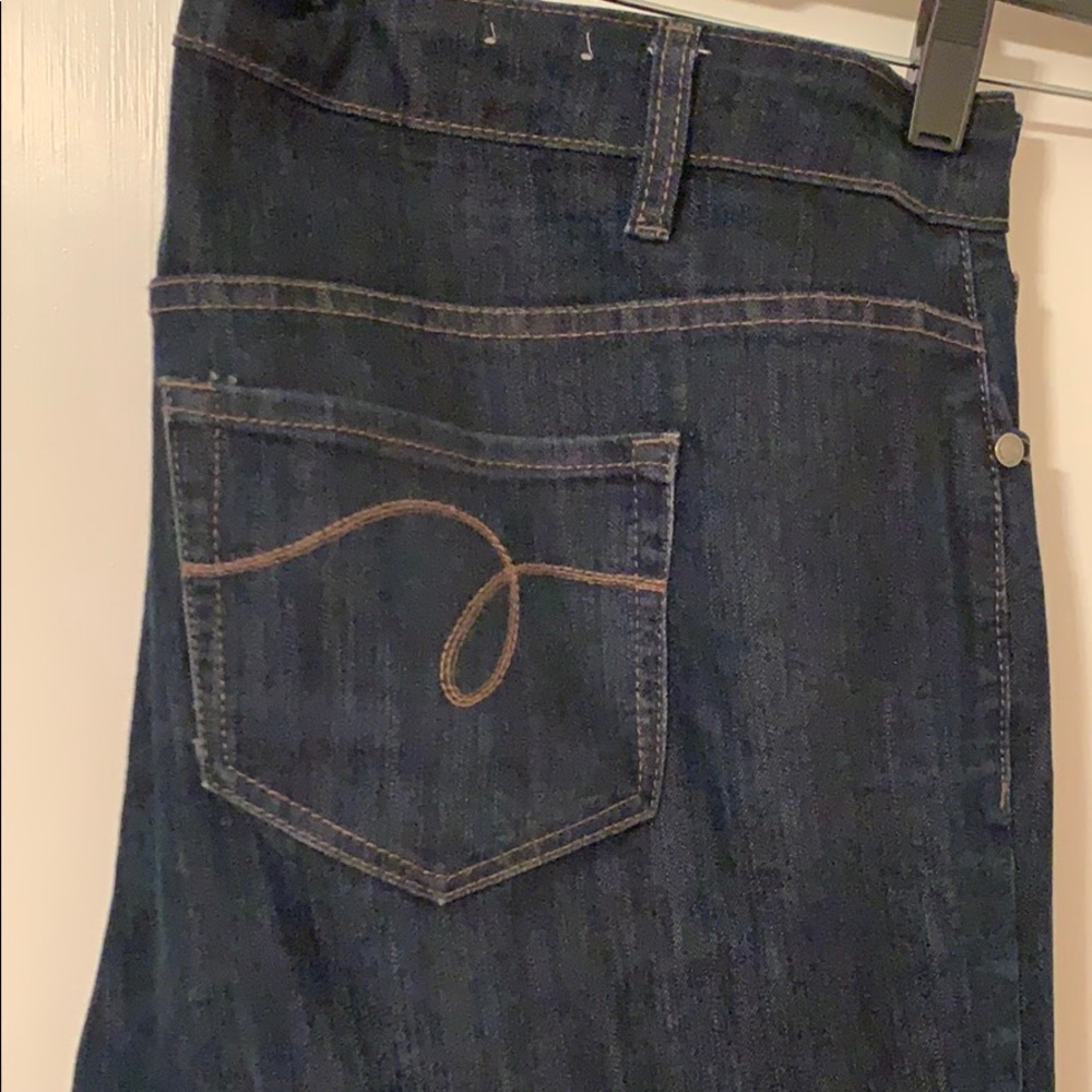Avenue Denim Straight Leg 20 Average EUC